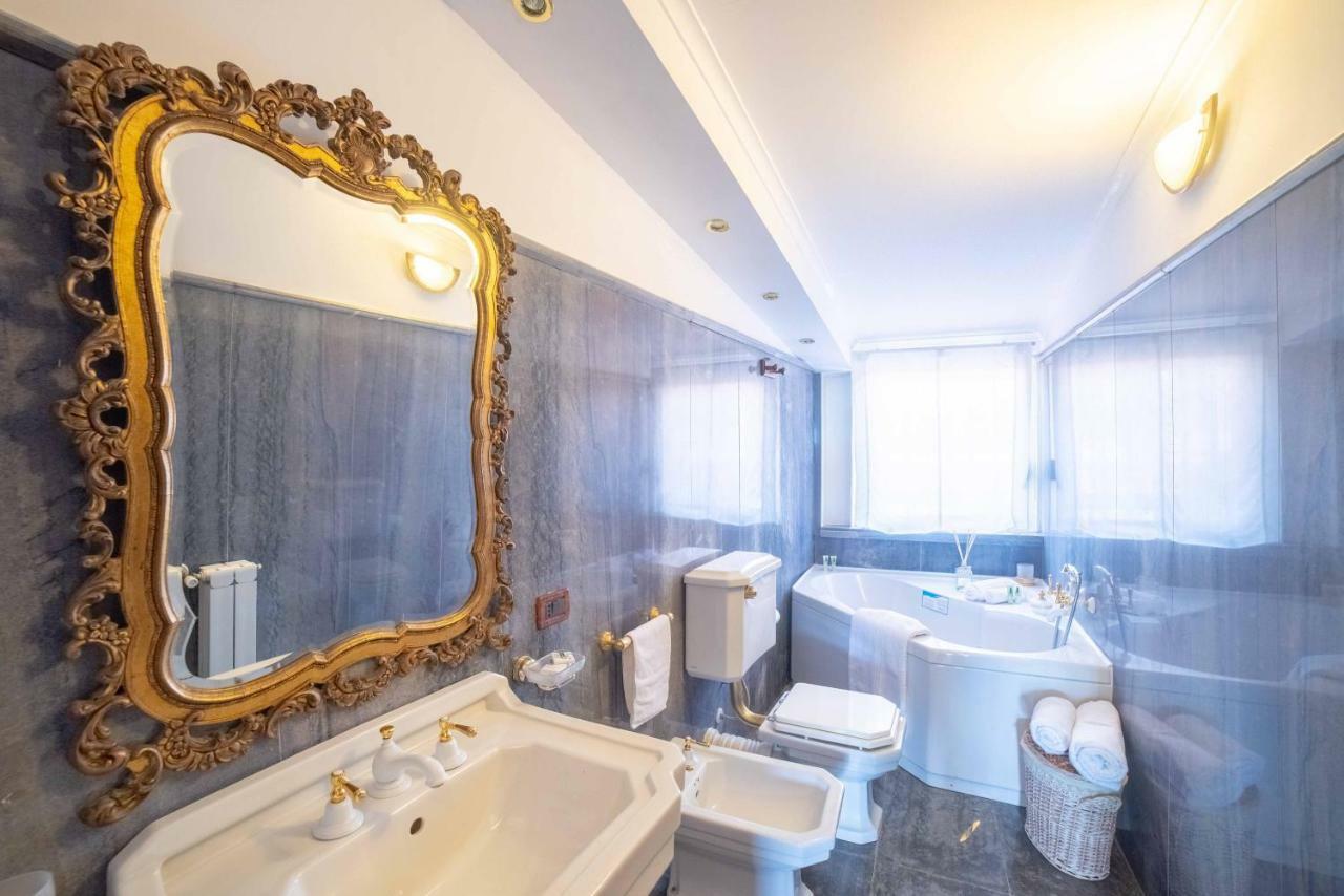 Palazzo Di Ferro Taormina Apartment Bagian luar foto